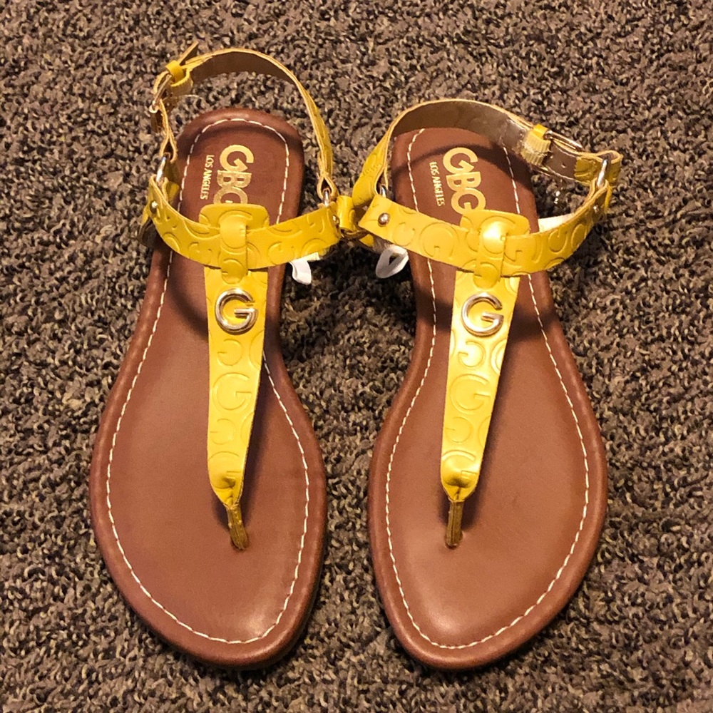 New!! GBG Los Angeles women’s sandals size 9.5